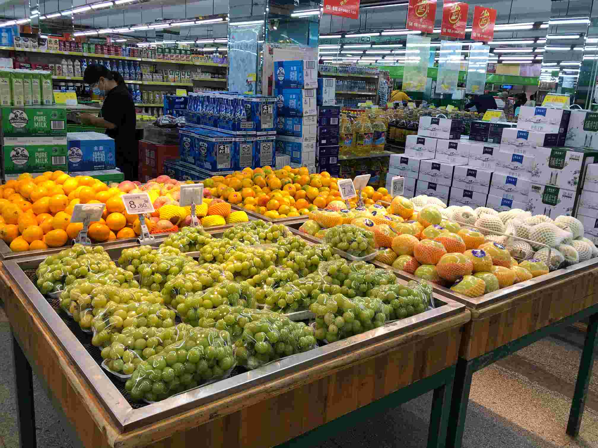 天惠超市做好国庆期间保障供应准备